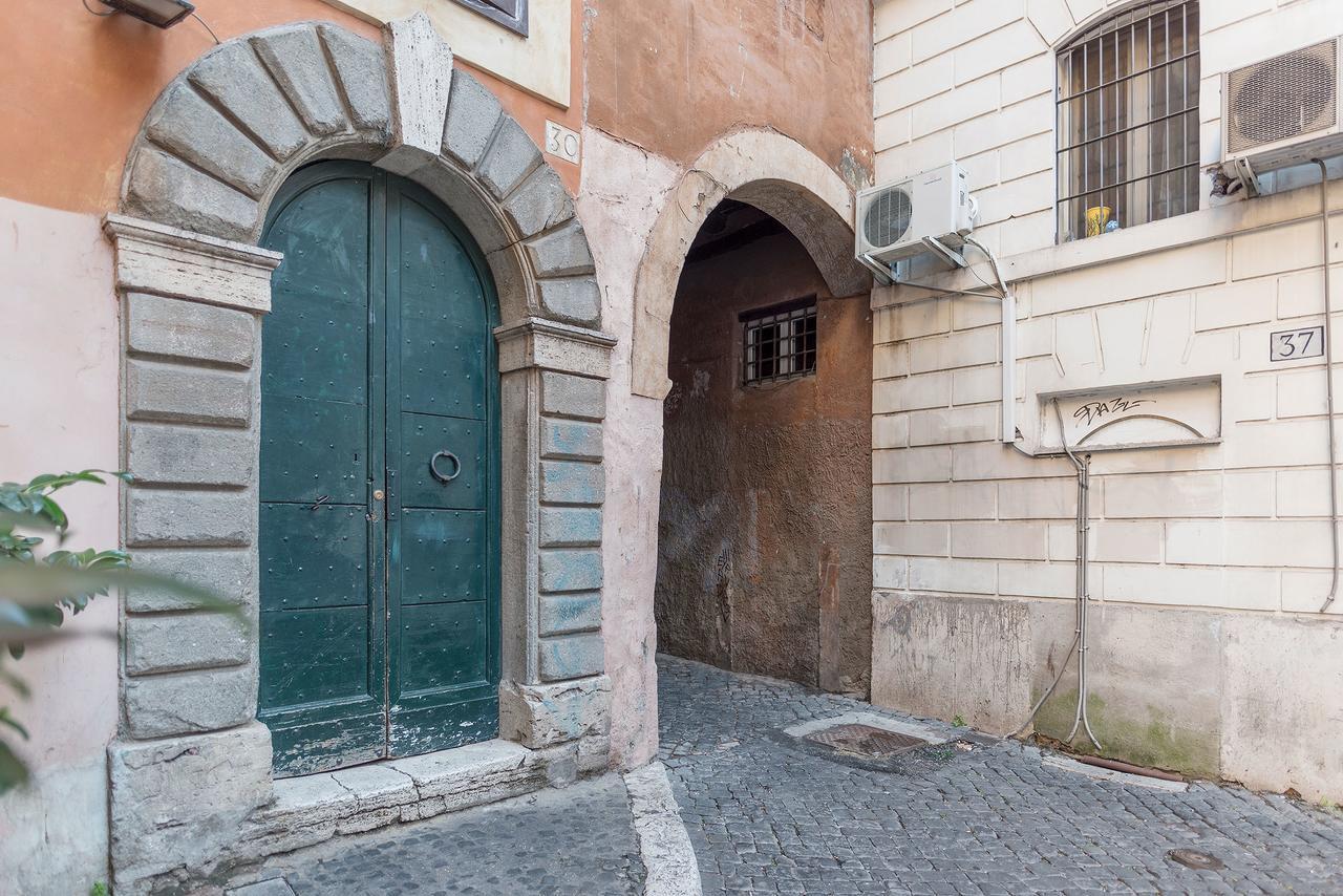 Penthouse With Terrace In The Heart Of Rome Apartment Exterior photo